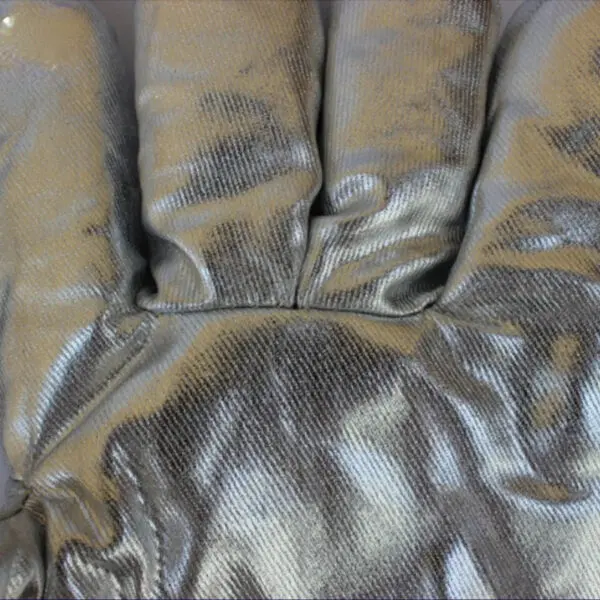 400Degrees Heat Resistant Gloves Anti High Temperature Thicken Safety Gloves Aluminum Foil Kitchen Self Defense Gloves - Image 5